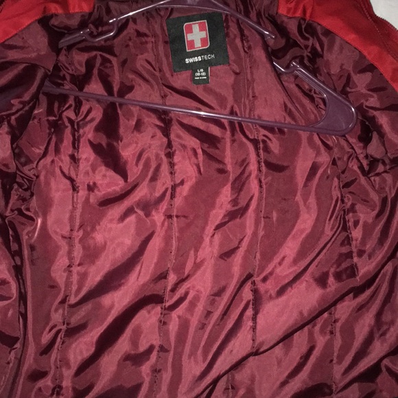 Swiss tech red coat , kids size L - Picture 4 of 7